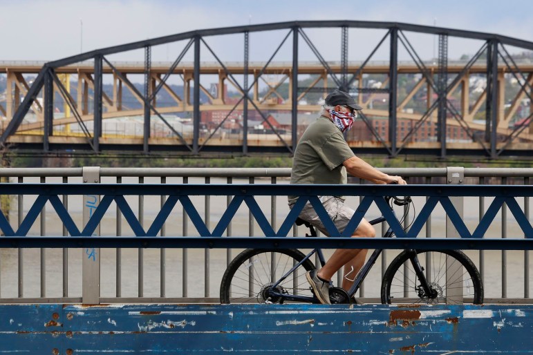 How to travel safely in Pittsburgh during construction, pedestrian deaths are on the rise