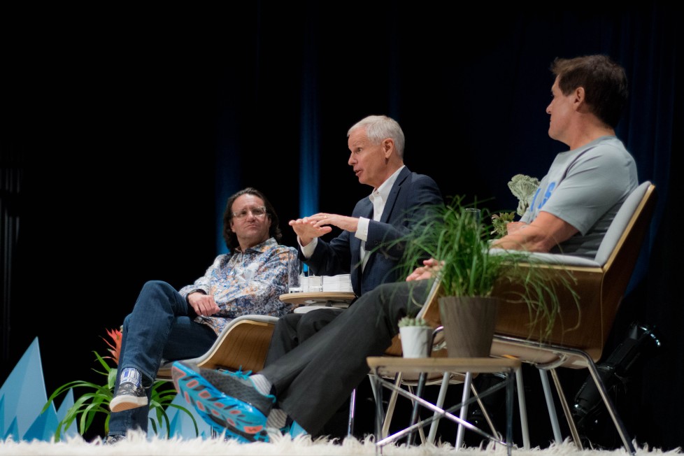 Self-Made Billionaires Mark Cuban and Charlie Ergen Share Jobs, Startup Stories at Denver Startup Week – The Denver Post